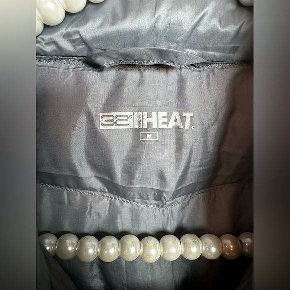 32 Degrees  Gray Quilted Vest - Picture 4 of 8